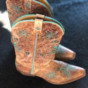 Womens Boots